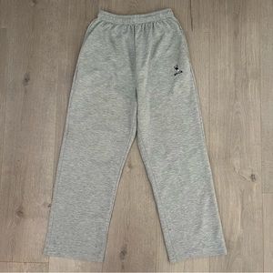 Grey Straight Wide Bottomed Sweatpants